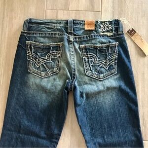 Big Star Rikki Straight Leg Cropped Low Rise Size 30